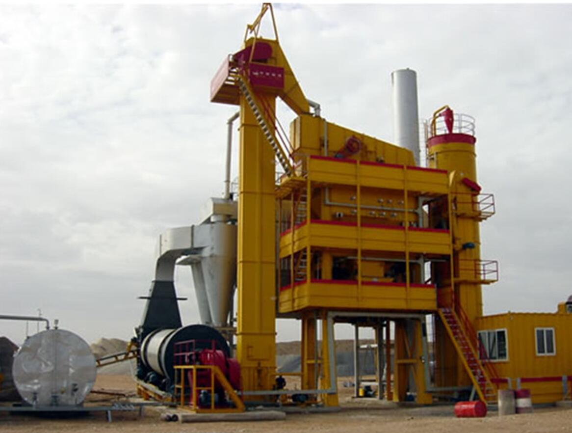 Clients from Thailand visited our asphalt plant and stabilized soil mixing plant